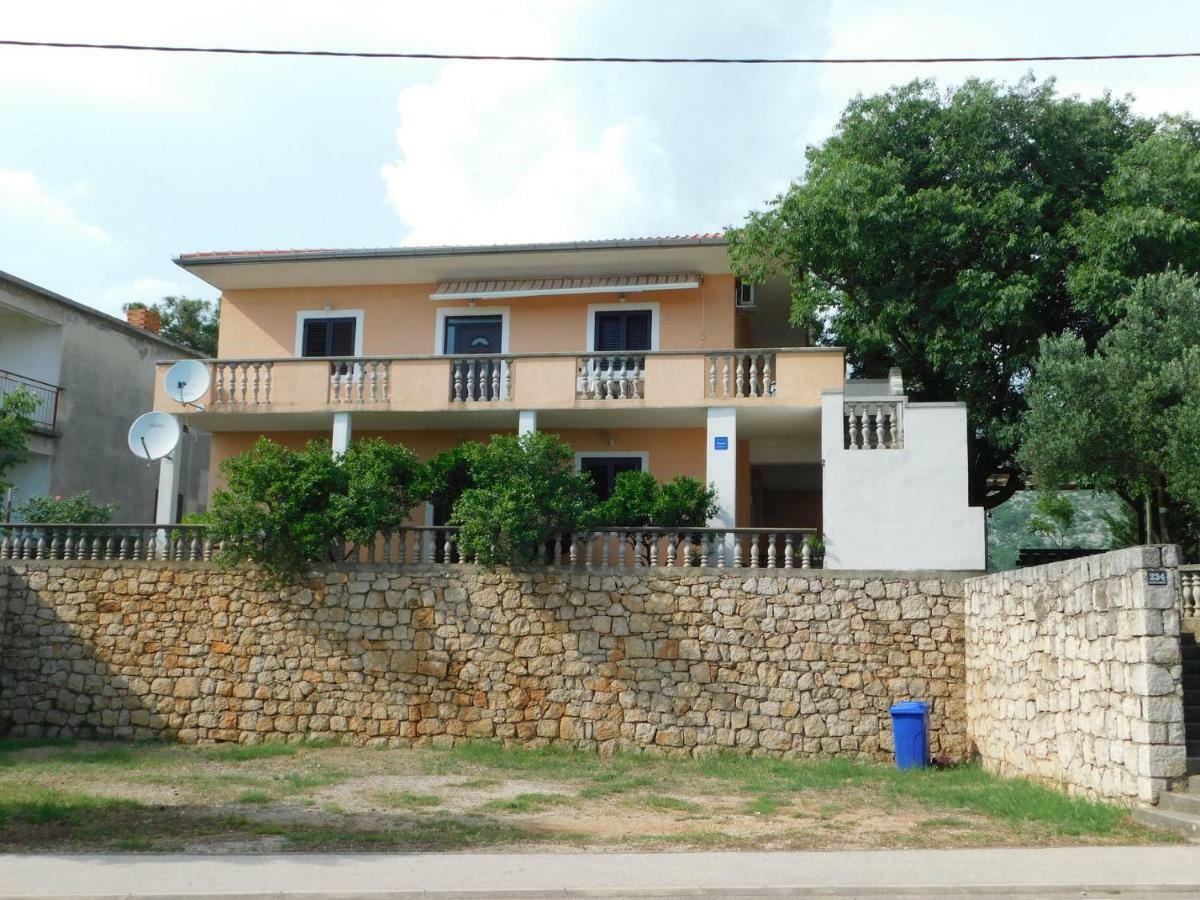 Apartmani Spomenka 塞利讷 外观 照片